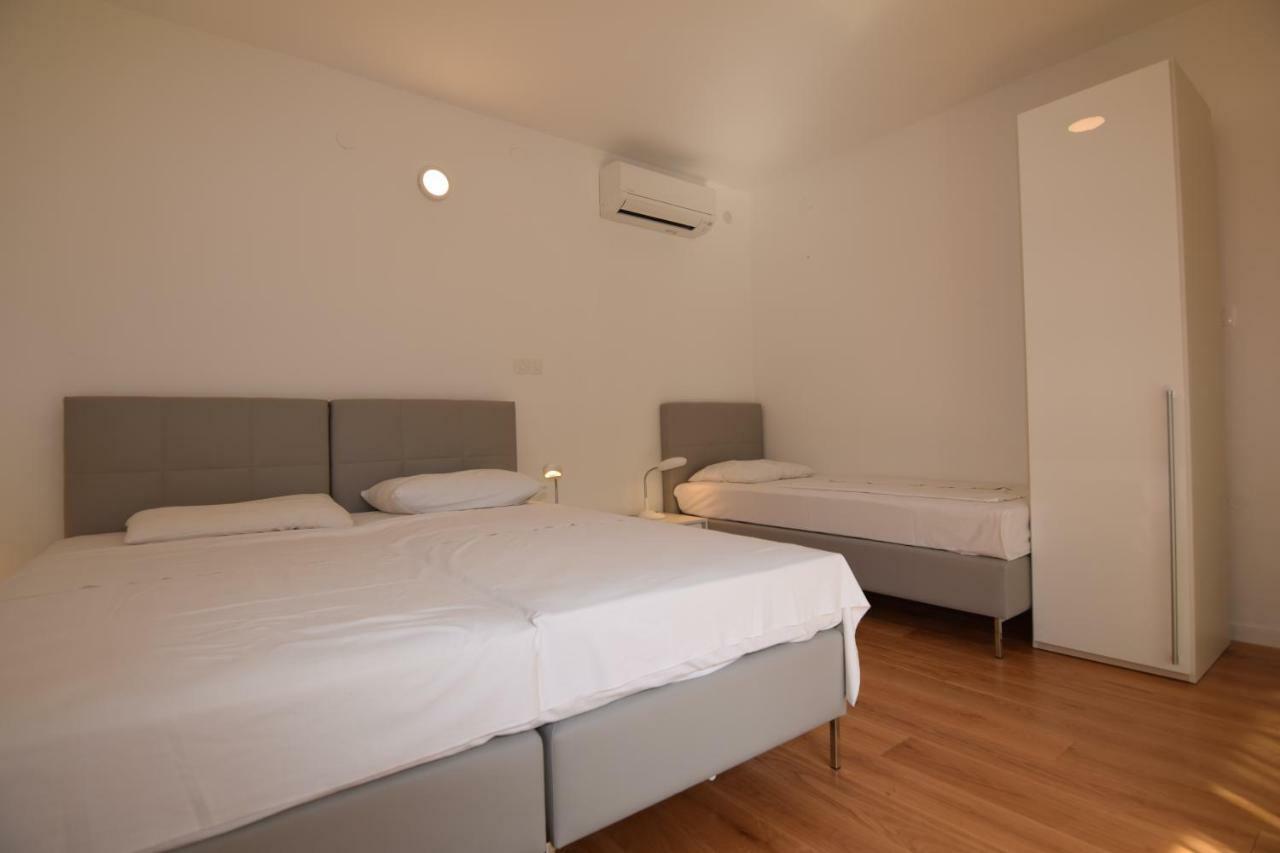 Apartments Pavic Valbandon Fažana Exterior foto