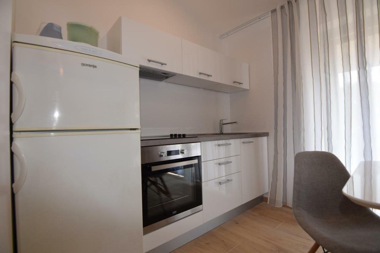 Apartments Pavic Valbandon Fažana Exterior foto